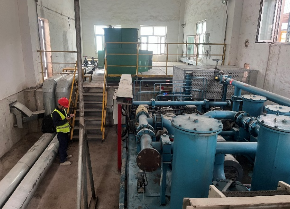 新疆中材應用案例:生料立磨主減速機齒輪油在線監測預警 圖2