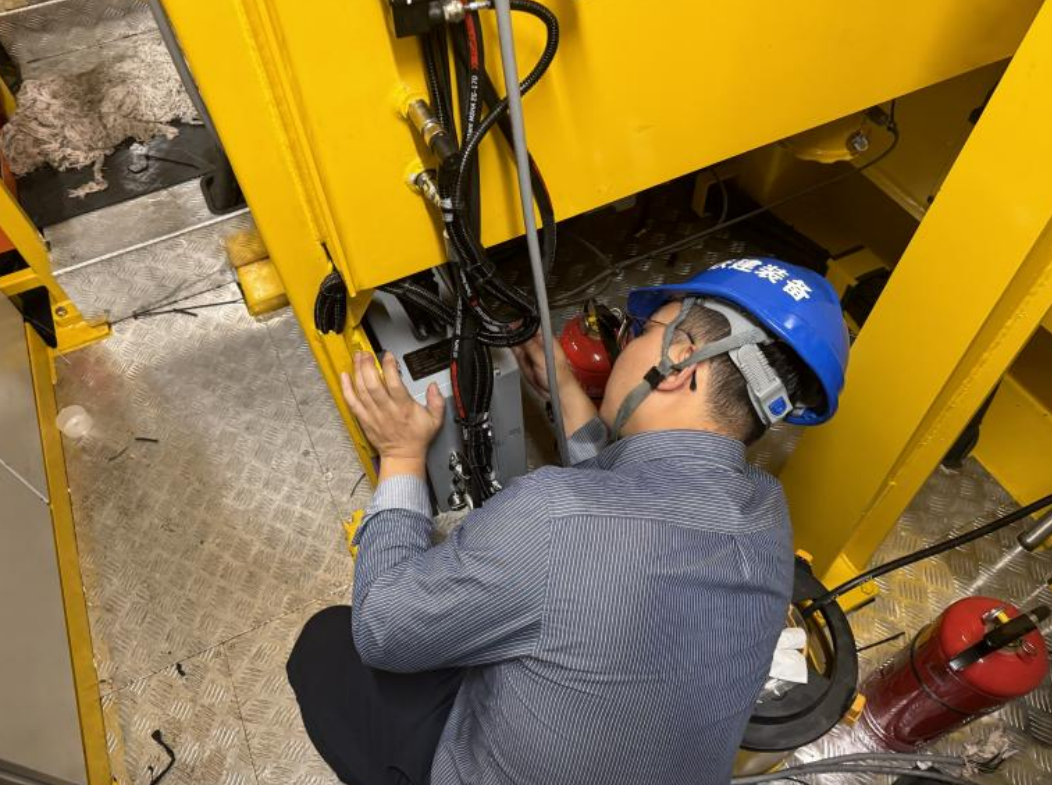 鐵路工程行業(yè)應(yīng)用案例：壓軌列車(chē)智能在線(xiàn)油液監(jiān)測(cè)與數(shù)據(jù)化管理 圖4